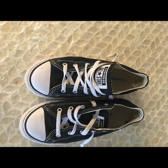 Shoes - Picture 2 of 5